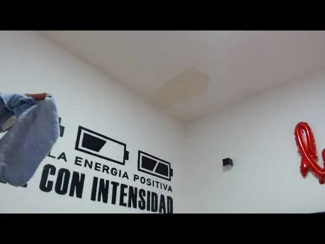 Live sex webcam photo for LucianaO #241175001