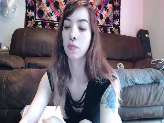 Live sex webcam photo for JaylaBliss #262389312