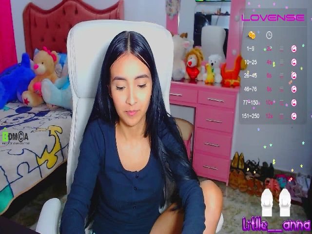 Live sex webcam photo for Litlle__anna #265301432