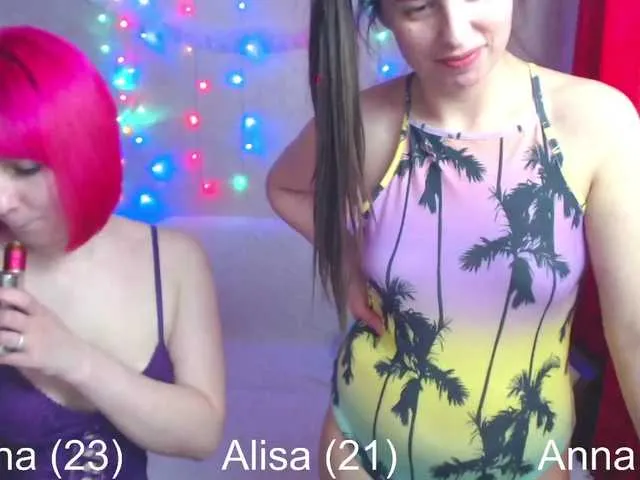 Live sex webcam photo for UnicornsLove #241168752