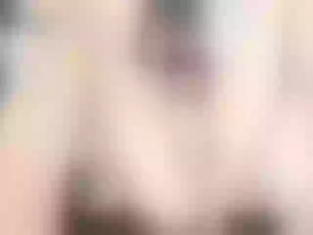 Live sex webcam photo for Sammy_18_ #258444534