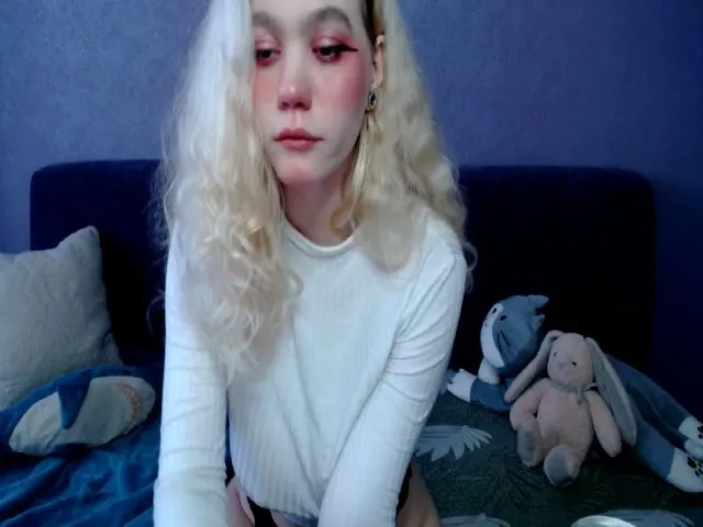 Live sex webcam photo for Unicorntears_ #257946562