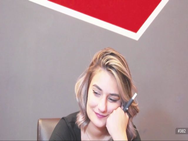 Live sex webcam photo for SecretAmber #254554401