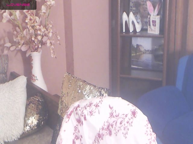 Live sex webcam photo for Kelly7B #263191791