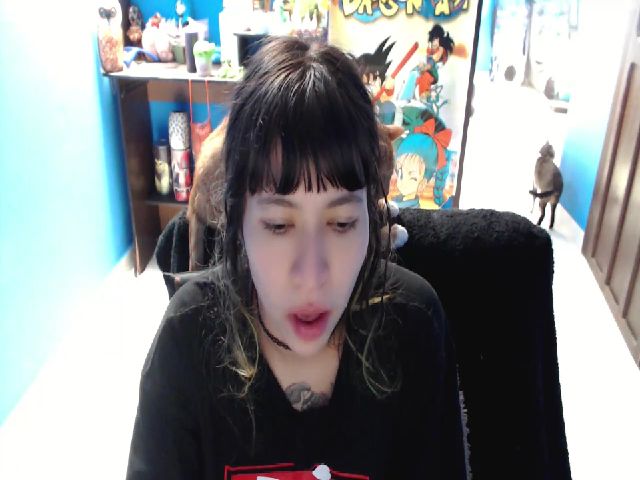 Live sex webcam photo for umaru_michae #255340410