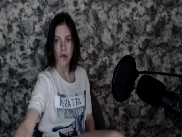 Live sex webcam photo for HISOKAMORROW_ #259076497