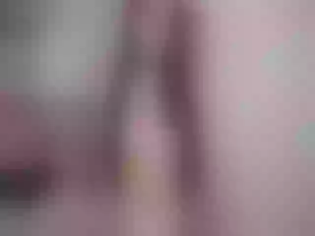Live sex webcam photo for Noonalatin #264432696