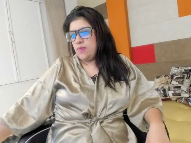 Live sex webcam photo for cristal-230 #249200740