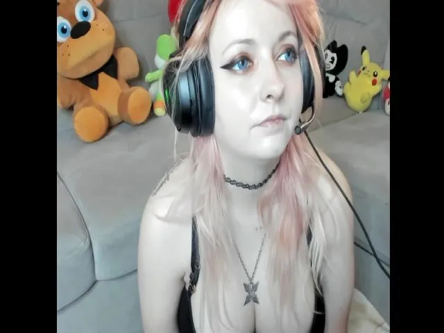 Live sex webcam photo for PrincessBluu #257109022