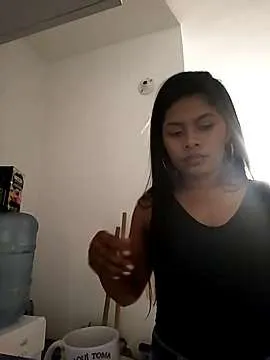 Live sex webcam photo for antonella_03 #252058640