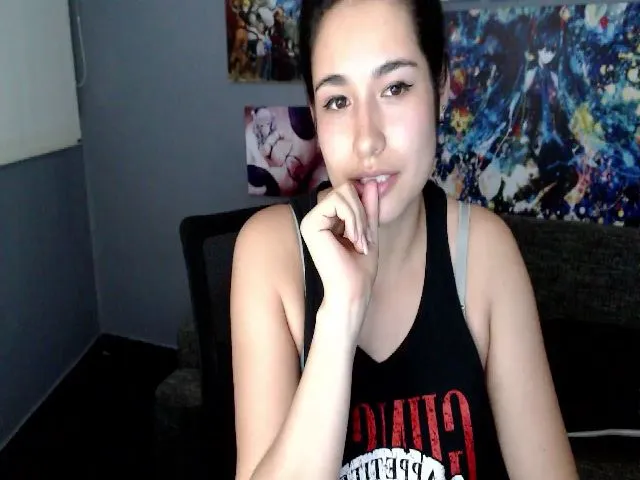 Live sex webcam photo for Jade_leon_ #256110417