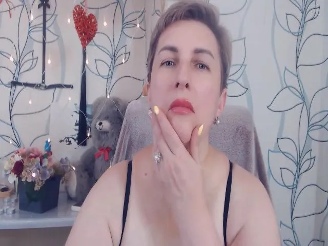 Live sex webcam photo for DepravedMadam #262540168