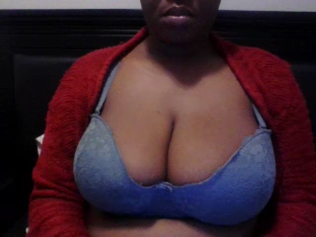 Live sex webcam photo for TheMajestibbb #255001643