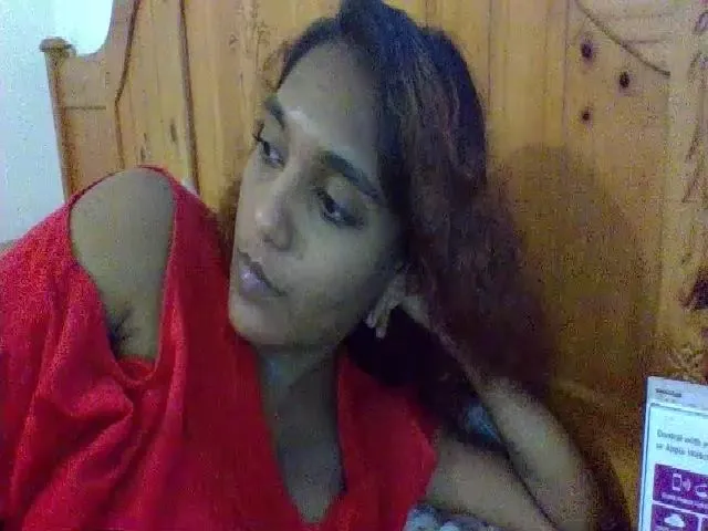 Live sex webcam photo for IndianvixxenX #262102430