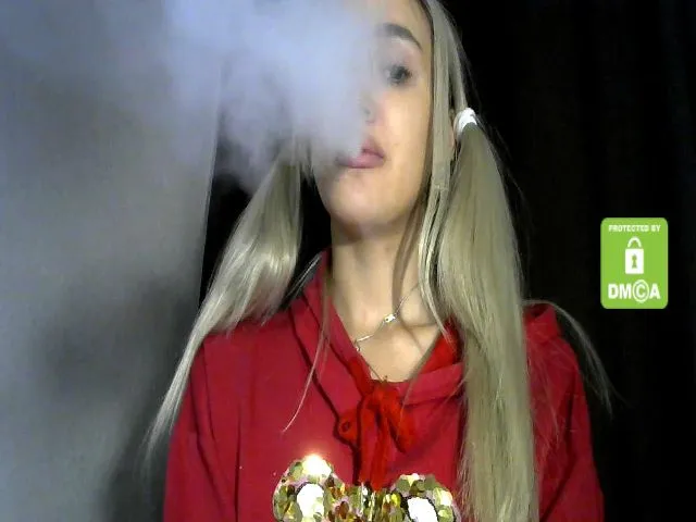 Live sex webcam photo for MyyDream #257725489