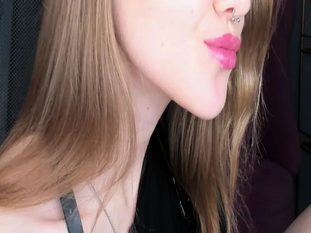 Live sex webcam photo for CassiaBlade #257074970