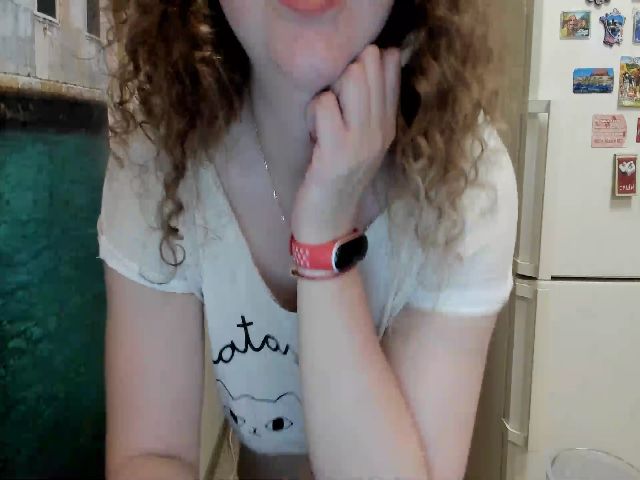 Live sex webcam photo for BBWonderfuLUV #258346434