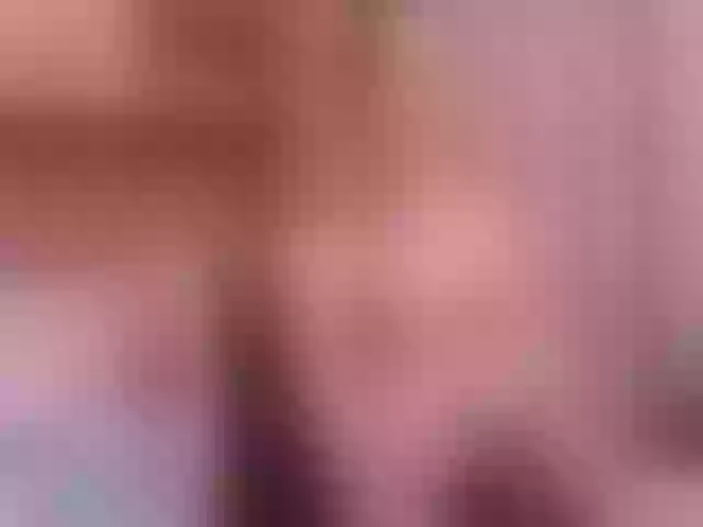 Live sex webcam photo for Linxxxjoy #255574331