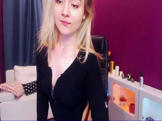 Live sex webcam photo for Kara_Smith #258966647