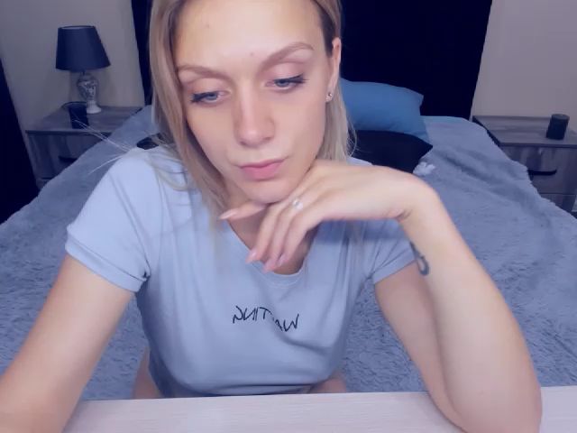 Live sex webcam photo for MeganKind #258069811