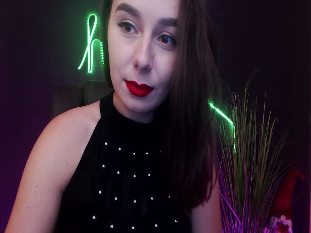 Live sex webcam photo for DinaD #260722178