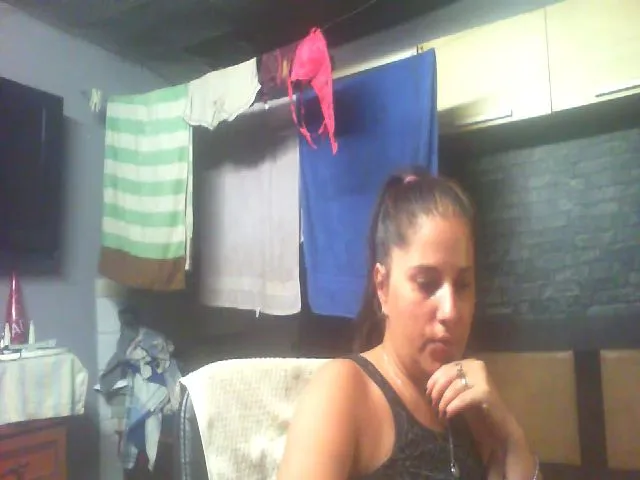 Live sex webcam photo for MGabrielle #261239914