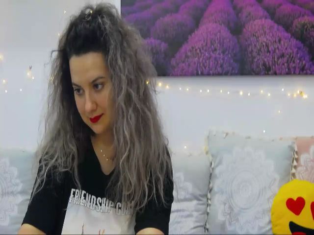 Live sex webcam photo for CurlyVibe #254674674