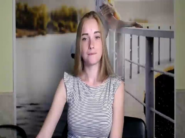 Live sex webcam photo for TaisiaJai #255473161