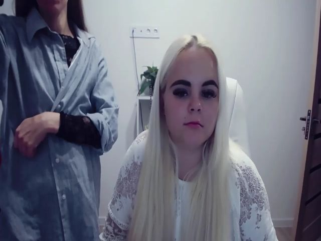 Live sex webcam photo for Viktoria_Vi #264052326