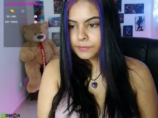 Live sex webcam photo for Vicky-purple #240511094