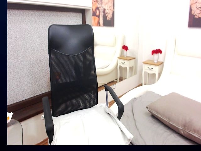 Live sex webcam photo for MaryMays #257145503