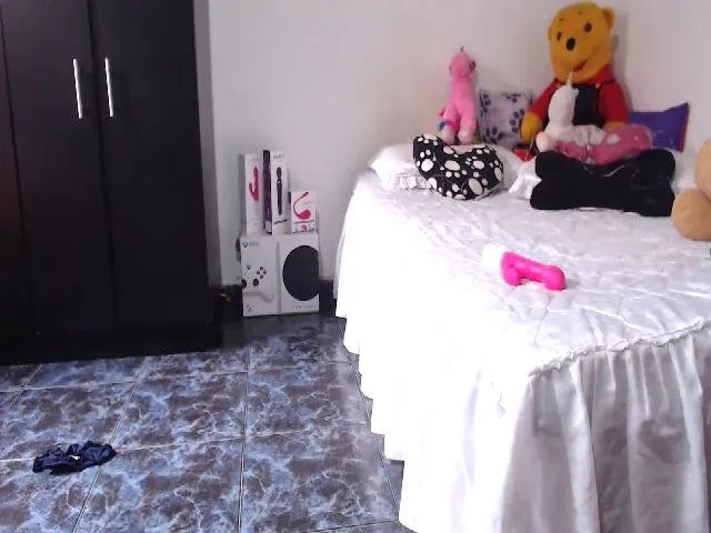 Live sex webcam photo for OnixxLee #263316673