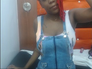 Live sex webcam photo for ShaylaSexx #240837278