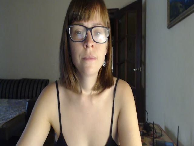 Live sex webcam photo for SmallUniverse #254067864