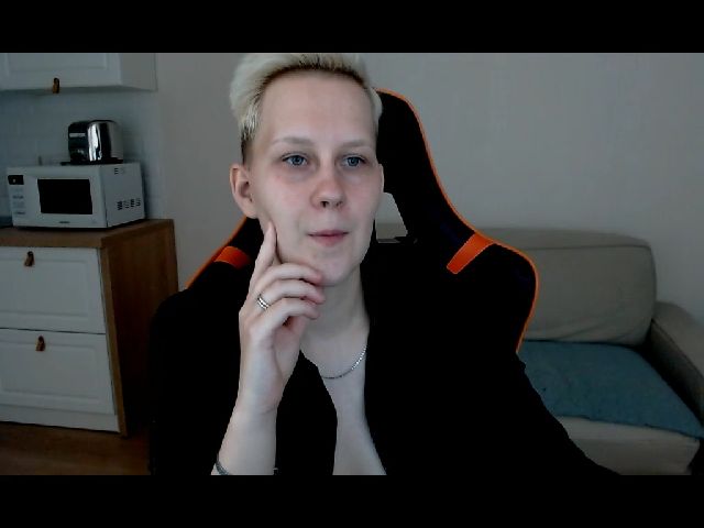 Live sex webcam photo for Oh_daisy #262368106