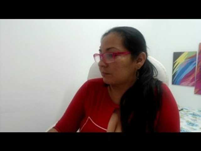 Live sex webcam photo for Mariahaan #248547988