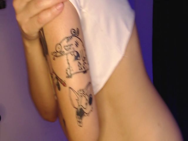 Live sex webcam photo for Aliiciapalmer #252377574