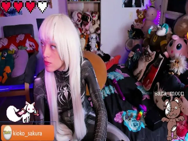 Live sex webcam photo for Sara_Skys #264181998