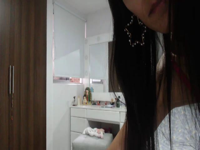 Live sex webcam photo for Anny_Paradise #252266610