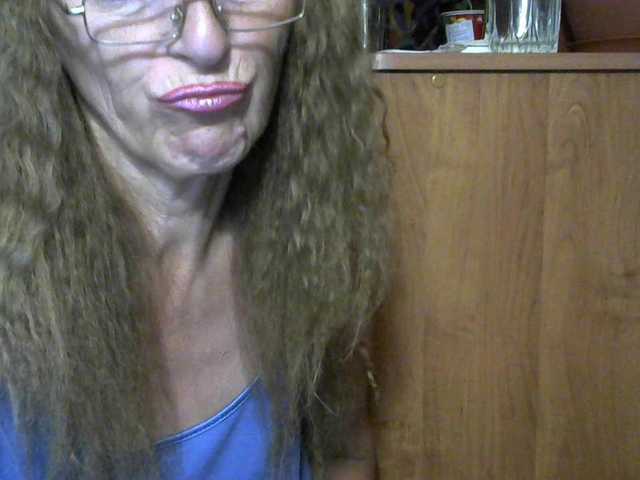 Live sex webcam photo for Sonya48 #251953399