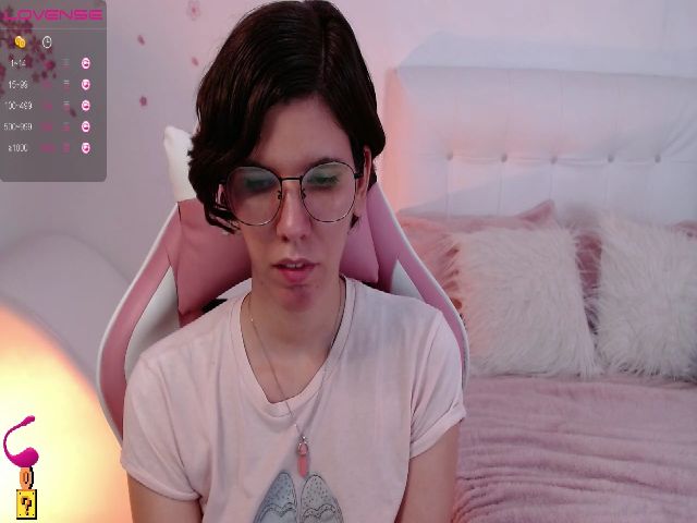 Live sex webcam photo for Eligos69 #254121357