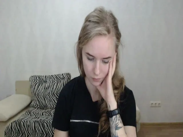 Live sex webcam photo for Limana_xo #260864152