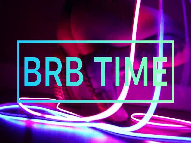 Live sex webcam photo for LisaMellow #252453816