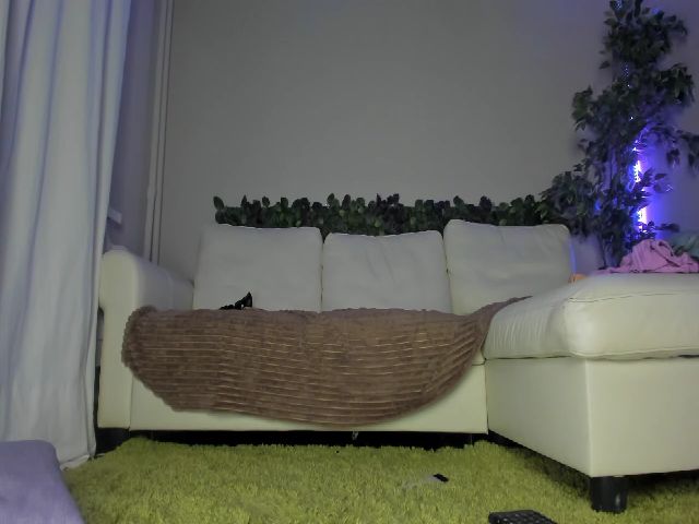 Live sex webcam photo for Littlewetgirl #254193293