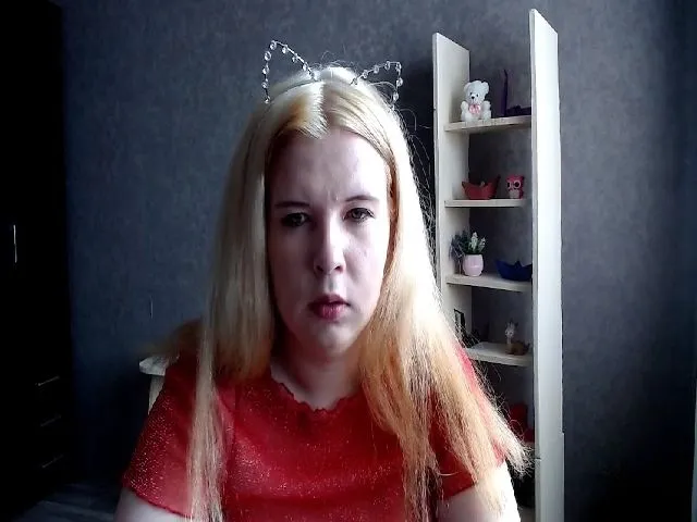 Live sex webcam photo for Melina_Top #264845091
