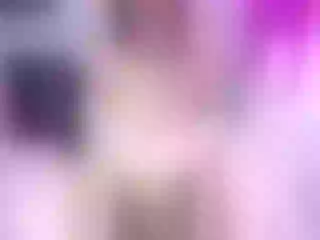 Live sex webcam photo for EmmySweett #256063101