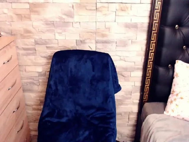 Live sex webcam photo for JessicaBele #253784657