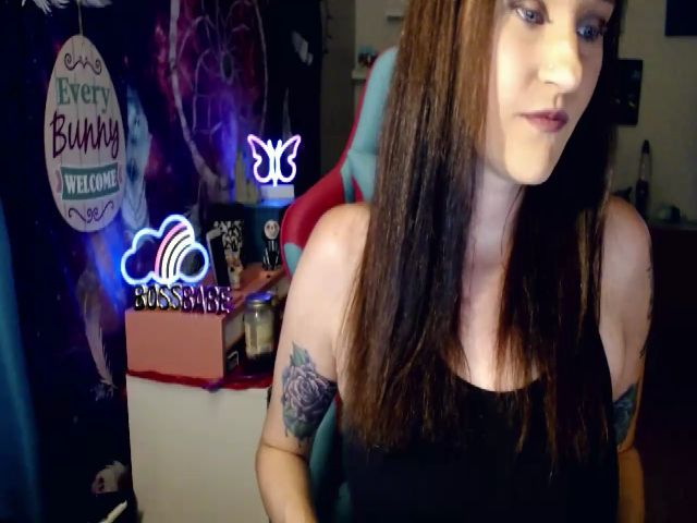 Live sex webcam photo for Lolabunny9 #255509334