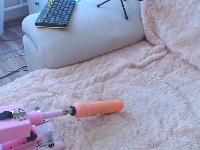 Live sex webcam photo for Sunny-Rose #241378300