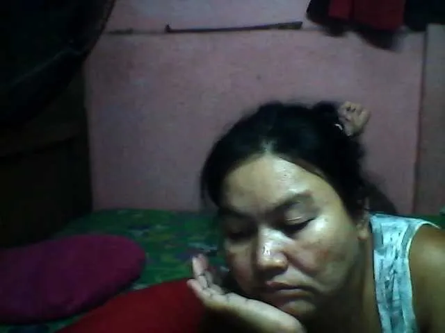 Live sex webcam photo for princess4uxx #251574308